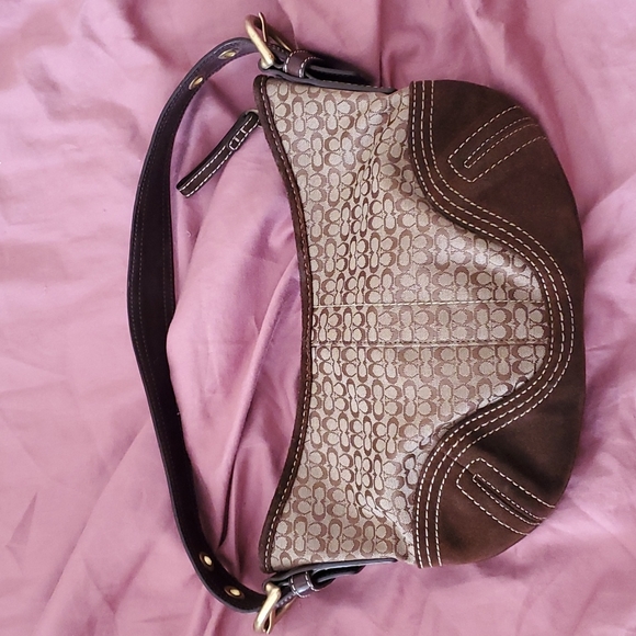 Vintage COACH EST.1941 mini hobo purse suede leather and classic coach pattern - Picture 2 of 8